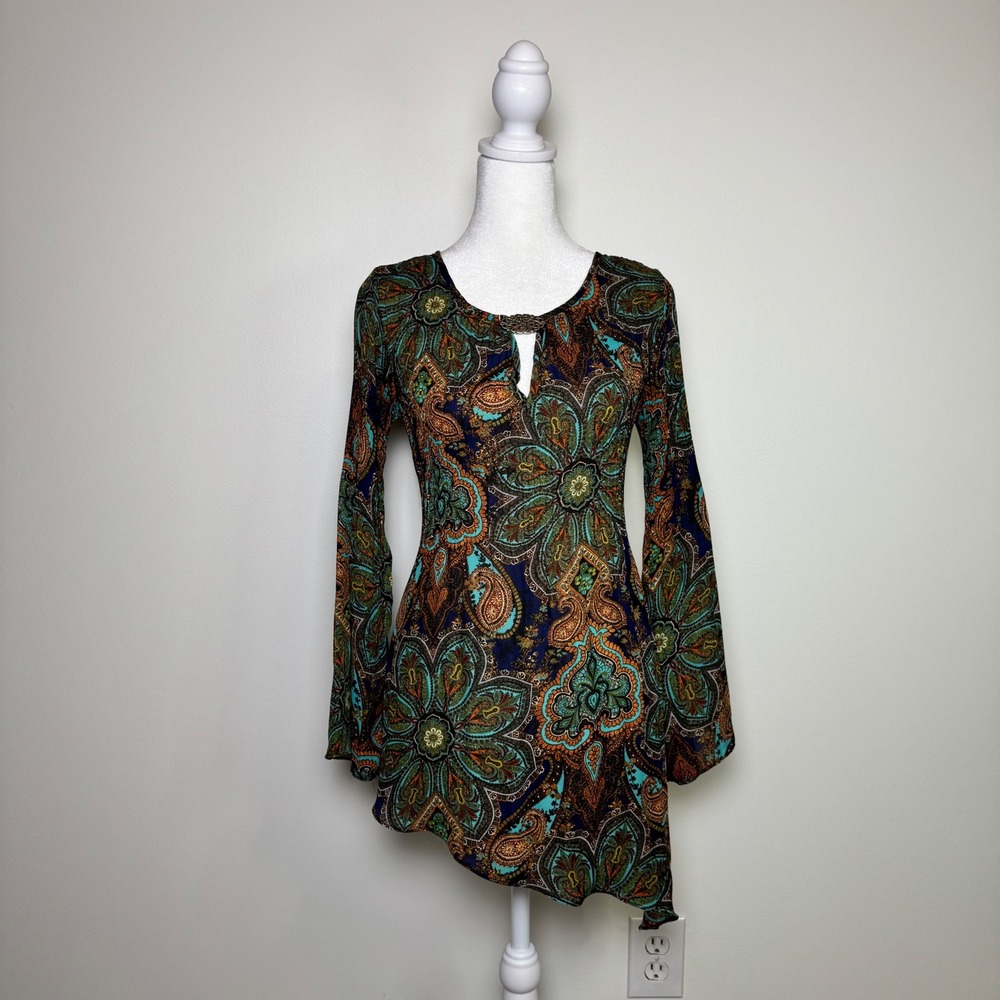 Melissa Paige Asymmetrical Hem Bell Sleeve Paisley Popover Blouse Fairy Top XS